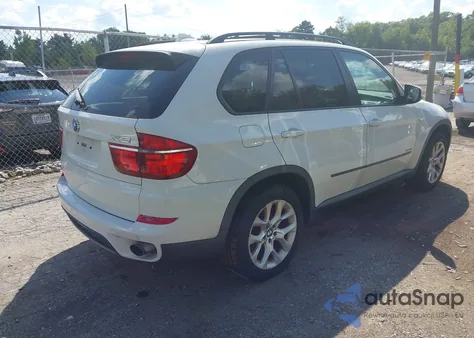 2011 BMW X5 xDrive35I/xDrive35I Premium/xDrive35I Sport Activity from USA, damaged, VIN 5UXZV4C50BL740137